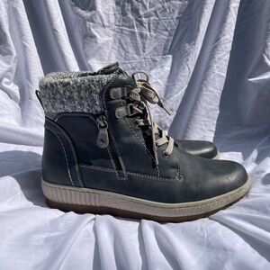 SPRING STEP RELIFE KARLENE BOOTIES